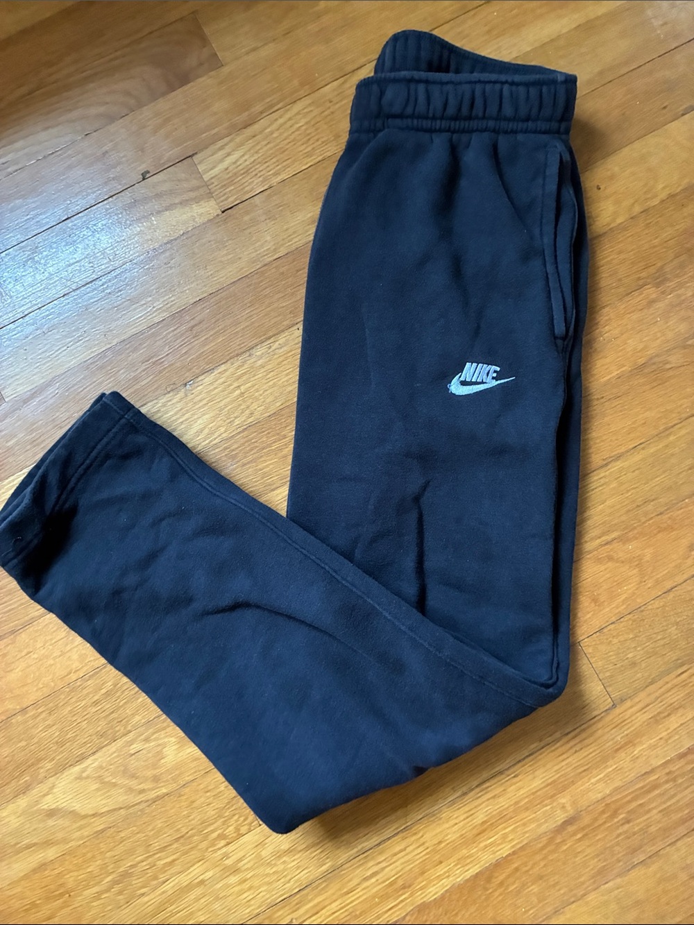 Men’s small Black Jogger Sweatpants , good condition